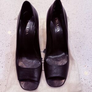🖤🖤Prada Black Leather Peep-Toe Heels EU 37.5 | 3.25” Heel | Resoled | Dust Bag